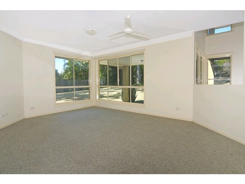 4 Noosa Banks Drive, Tewantin QLD 4565