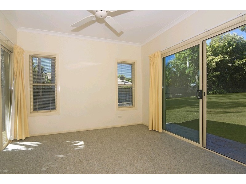 4 Noosa Banks Drive, Tewantin QLD 4565