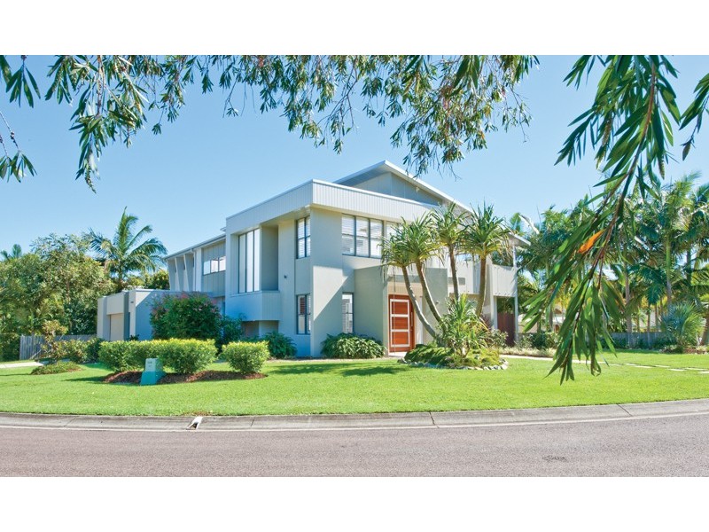 5 Cambridge Court, Tewantin QLD 4565