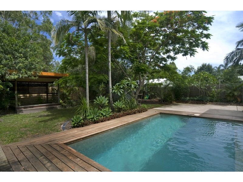11 Wollomia Way, Sunrise Beach QLD 4567