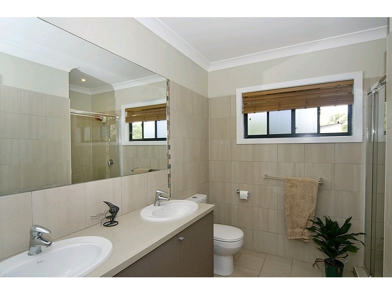 11 Wollomia Way, Sunrise Beach QLD 4567