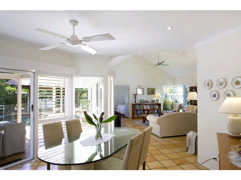 6 Wesley Court, Noosa Heads QLD 4567