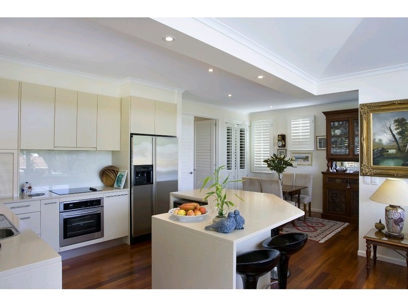 6 Wesley Court, Noosa Heads QLD 4567