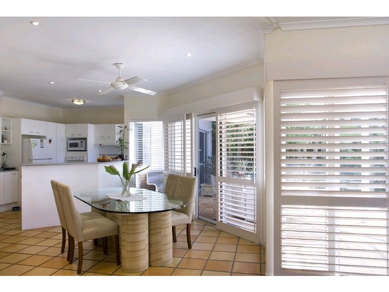 6 Wesley Court, Noosa Heads QLD 4567