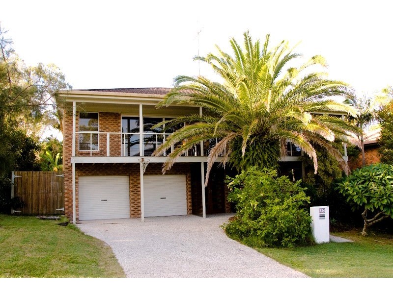 20 Ray Street, Sunshine Beach QLD 4567