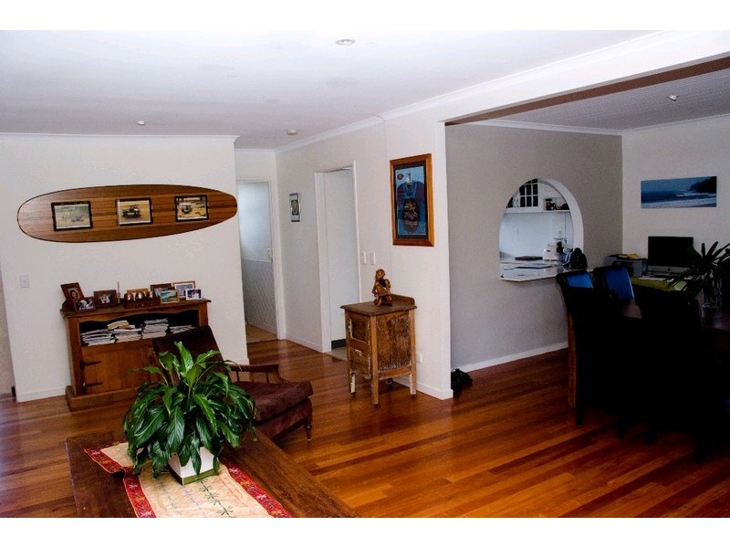 20 Ray Street, Sunshine Beach QLD 4567