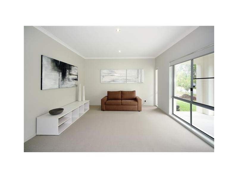 20 Moorhen Place, Noosaville QLD 4566