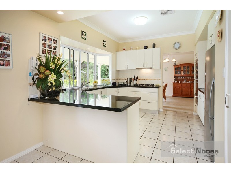 6 Illoura Place, Cooroibah QLD 4565