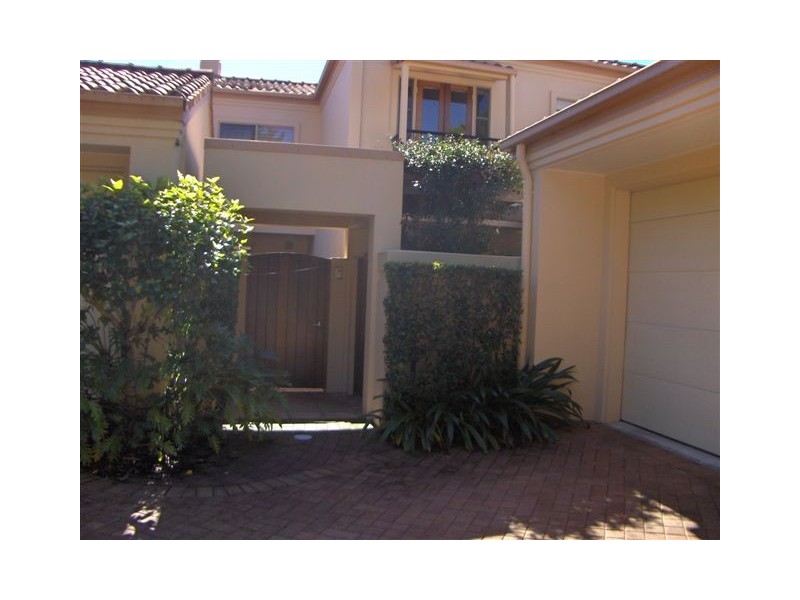 342/61 Noosa Springs Drive, Noosa Heads QLD 4567