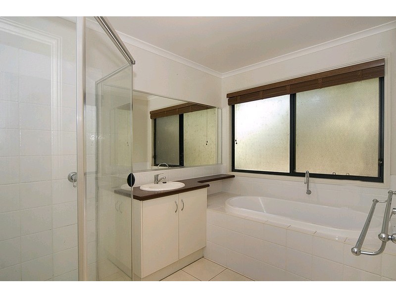 265 Blueberry Drive, Cooroy QLD 4563