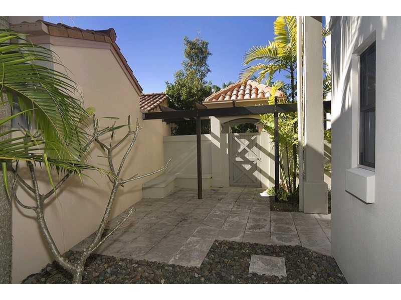 230/61 Noosa Springs Drive, Noosa Springs QLD 4567