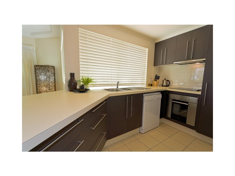 6/144 Noosa Parade, Noosaville QLD 4566