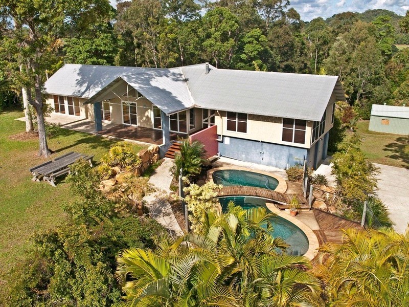 35 Mackay Court, Tinbeerwah QLD 4563