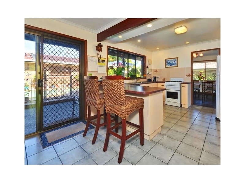 18 Outlook Drive, Tewantin QLD 4565