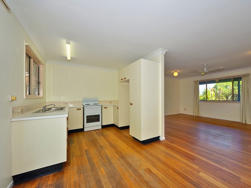 6 Hardy Street, Sunrise Beach QLD 4567