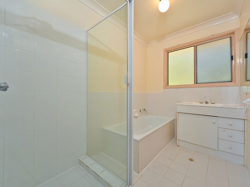 6 Hardy Street, Sunrise Beach QLD 4567