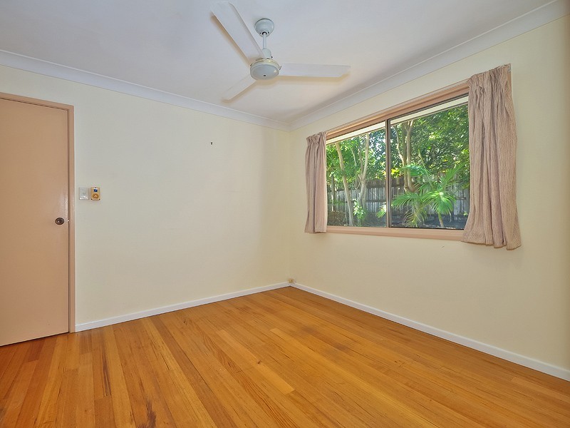 6 Hardy Street, Sunrise Beach QLD 4567