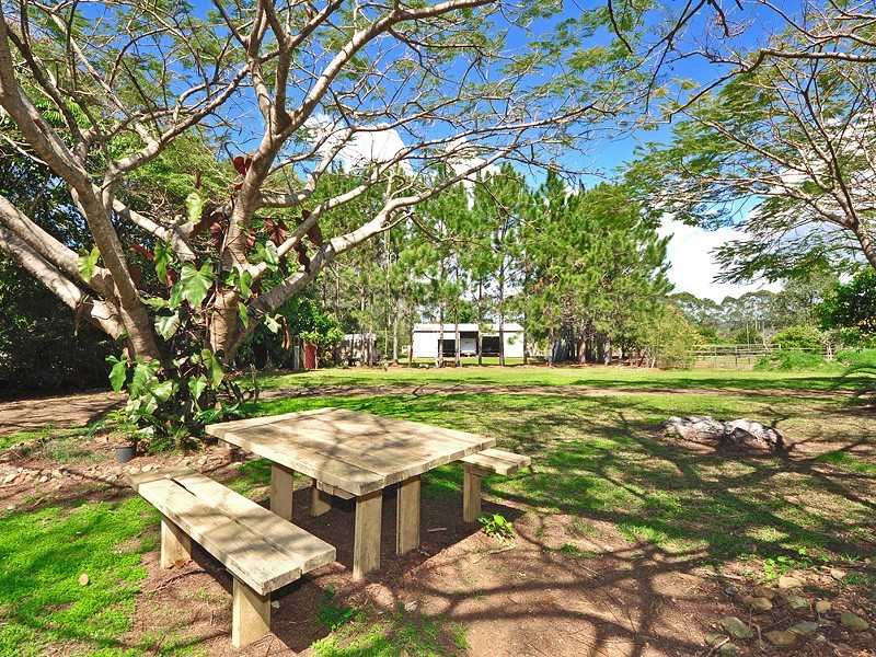 142 Cootharaba Downs Rd, Cootharaba QLD 4565