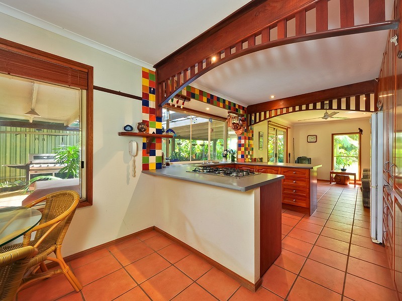 142 Cootharaba Downs Rd, Cootharaba QLD 4565