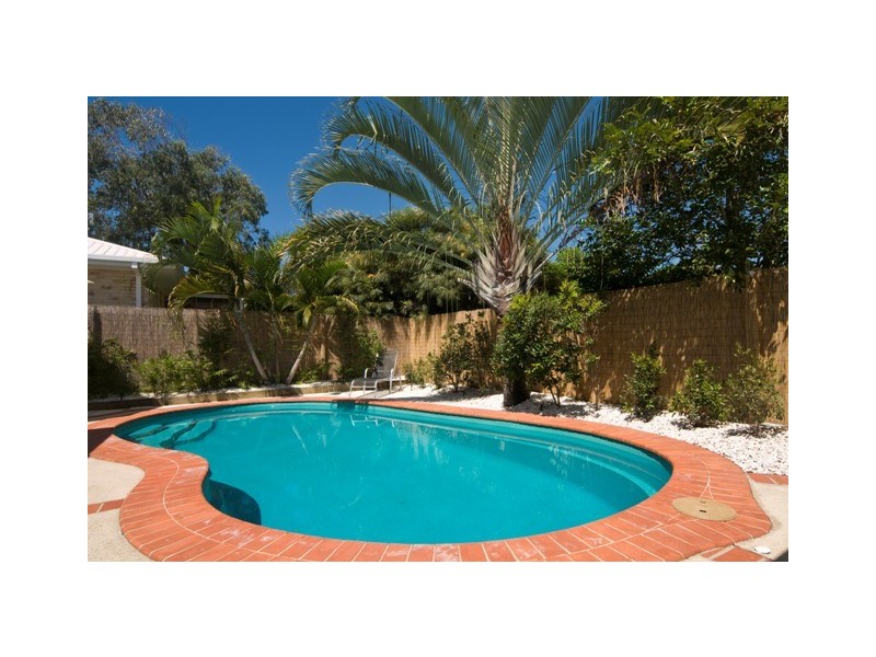 2 Reliance Place, Sunrise Beach QLD 4567