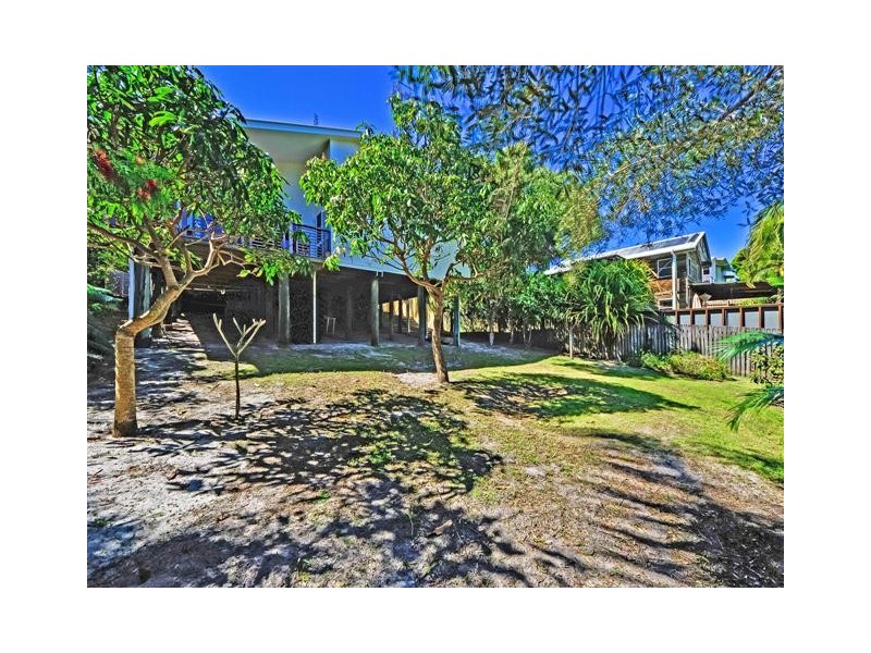 15 Corsair Crescent, Sunrise Beach QLD 4567