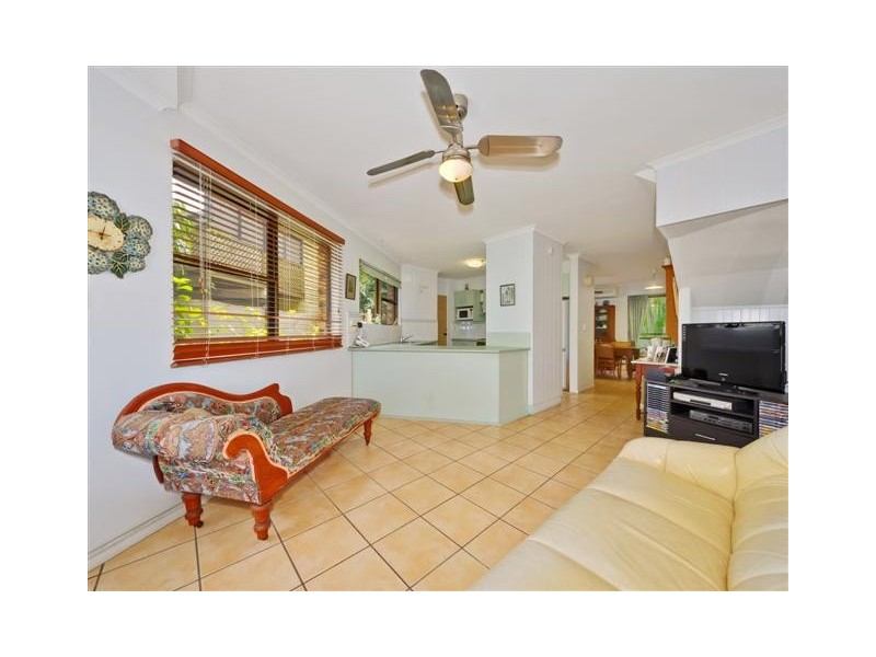 1/9 Berrima Row, Noosa Heads QLD 4567