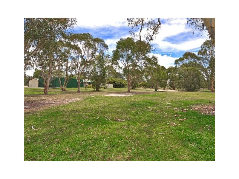 171 Illoura Place, Cooroibah QLD 4565