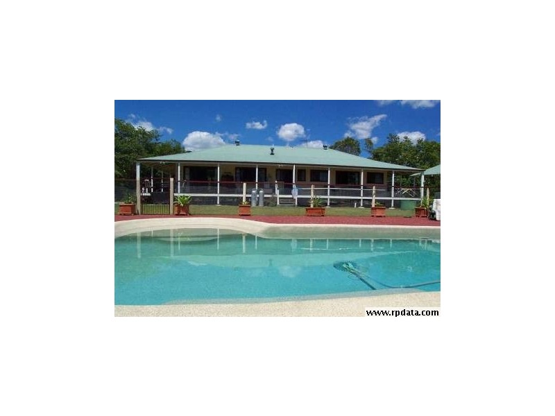 171 Illoura Place, Cooroibah QLD 4565