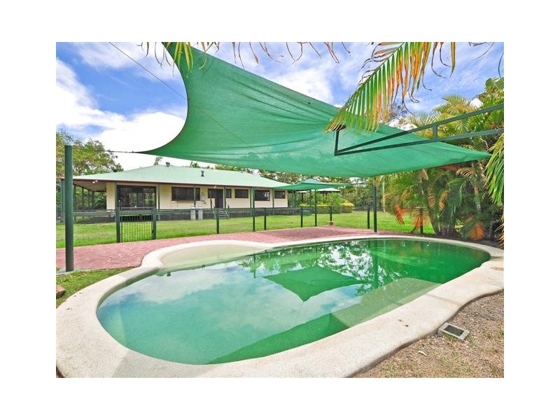 171 Illoura Place, Cooroibah QLD 4565
