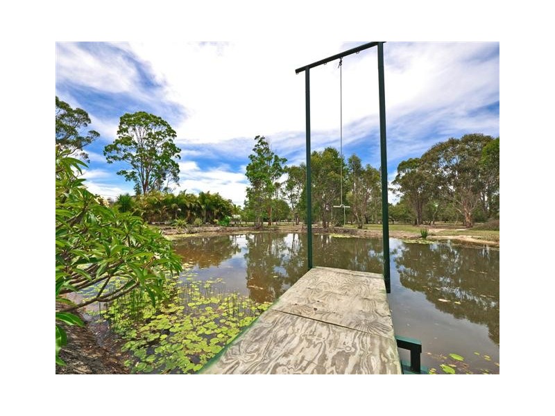 171 Illoura Place, Cooroibah QLD 4565