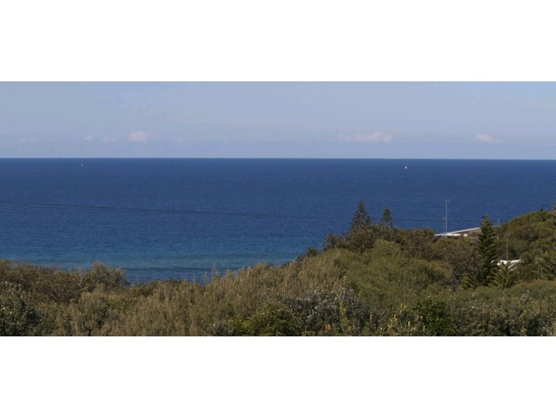 14 Captains Court, Sunrise Beach QLD 4567