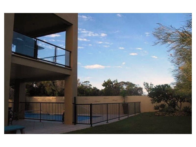 14 Captains Court, Sunrise Beach QLD 4567