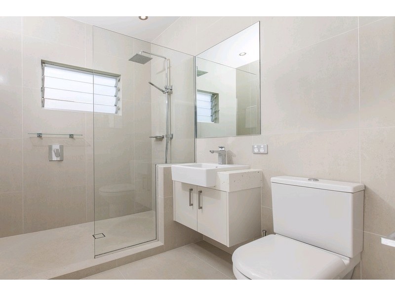 7 Cloudsley Street, Noosaville QLD 4566