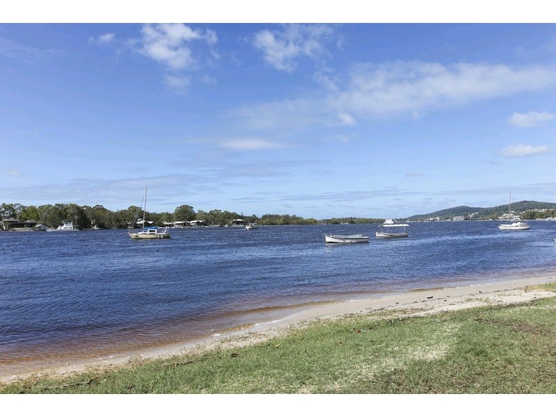 7 Cloudsley Street, Noosaville QLD 4566