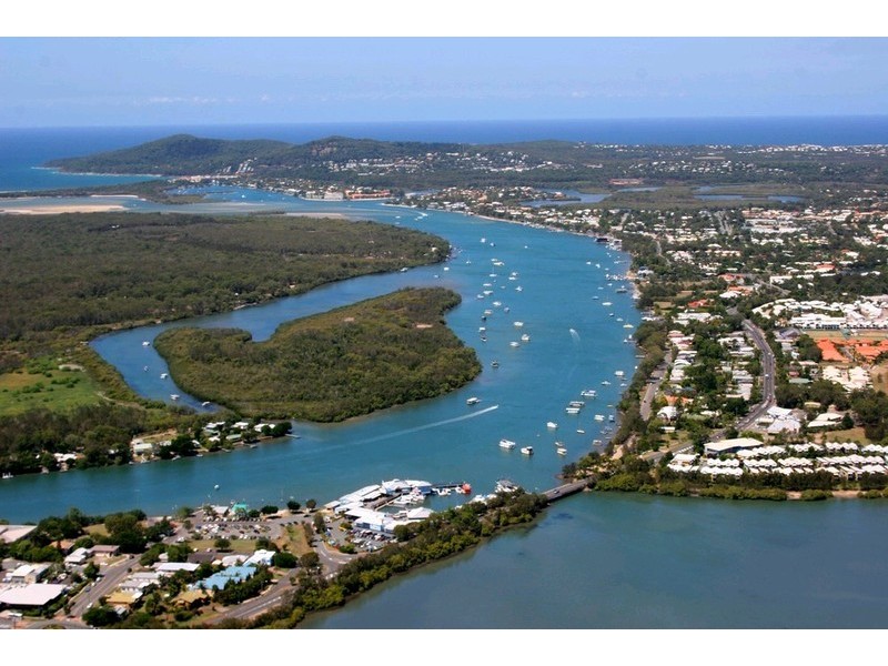 7 Cloudsley Street, Noosaville QLD 4566