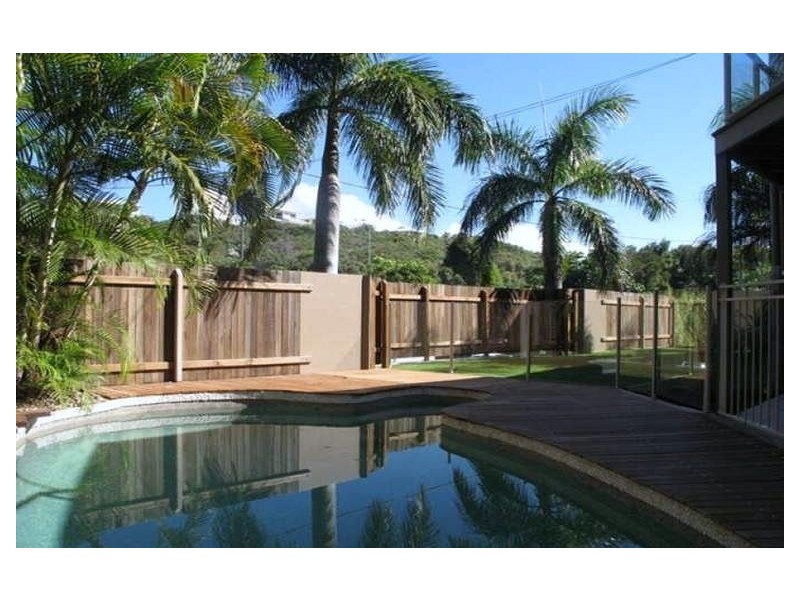 9 Swan Avenue, Sunshine Beach QLD 4567