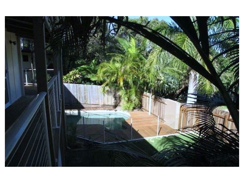 9 Swan Avenue, Sunshine Beach QLD 4567