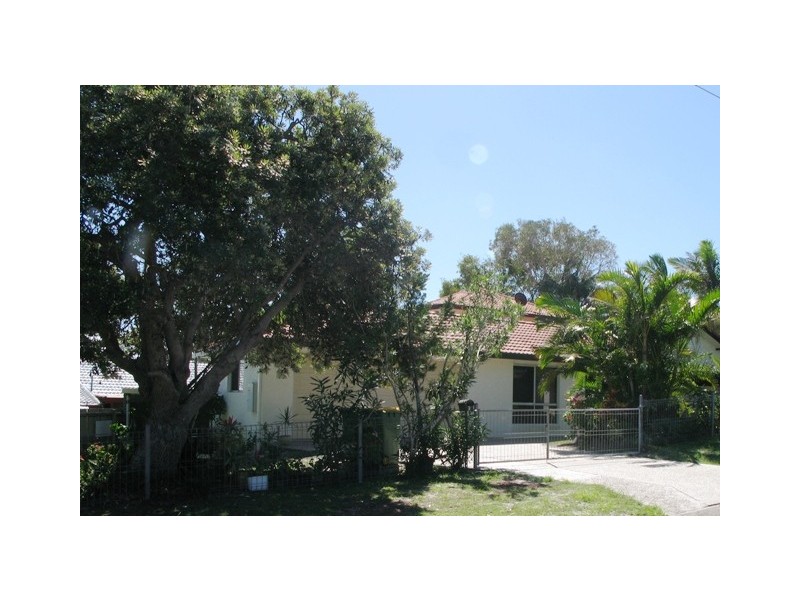 1 Southern Cross Parade, Sunrise Beach QLD 4567