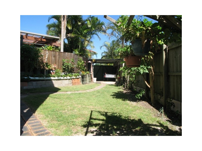 1 Southern Cross Parade, Sunrise Beach QLD 4567