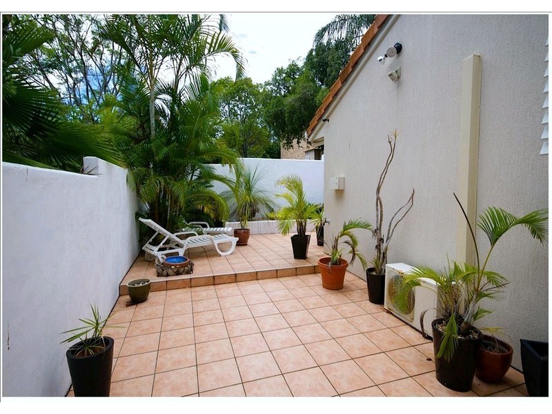 1/96 Ben Lexcen Drive, Sunshine Beach QLD 4567