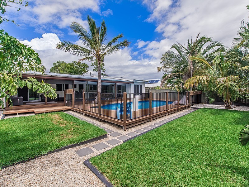 3 Orcades Street, Sunrise Beach QLD 4567