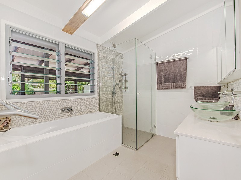 3 Orcades Street, Sunrise Beach QLD 4567