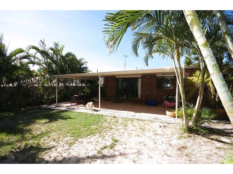 22 Dame Patti Drive, Sunrise Beach QLD 4567
