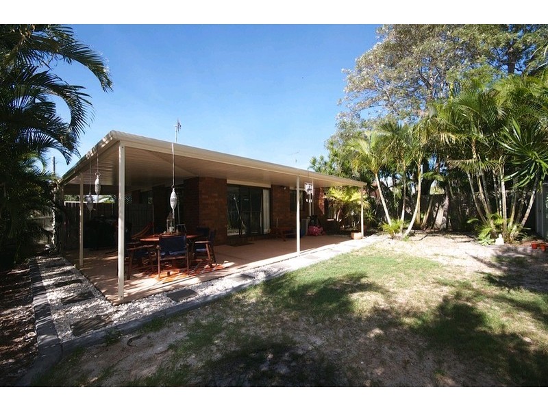 22 Dame Patti Drive, Sunrise Beach QLD 4567