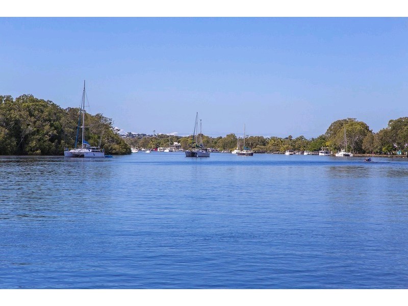 1/7 Lake Street, Tewantin QLD 4565