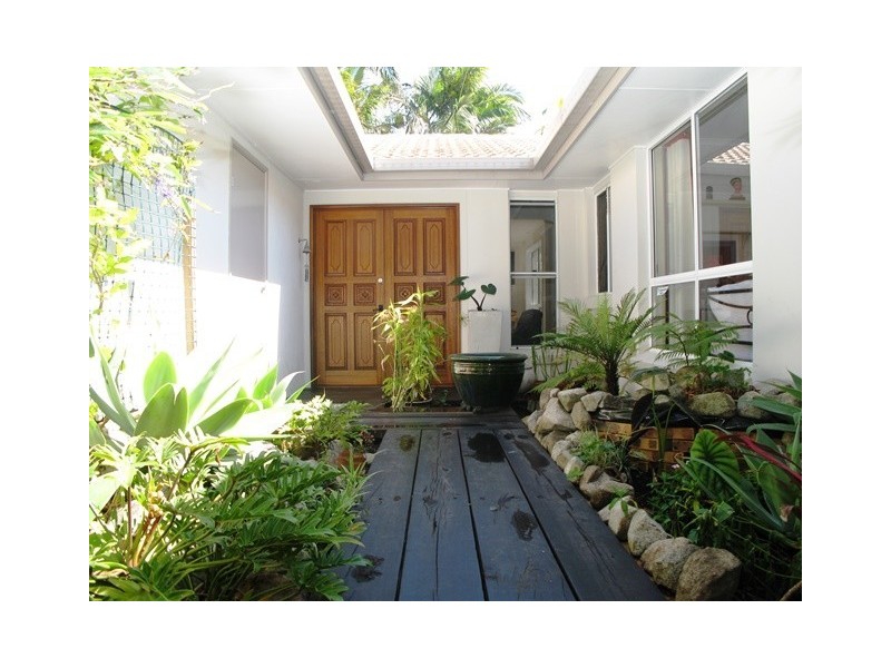 3 Hardy Street, Sunrise Beach QLD 4567