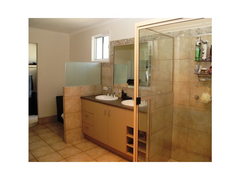 3 Hardy Street, Sunrise Beach QLD 4567