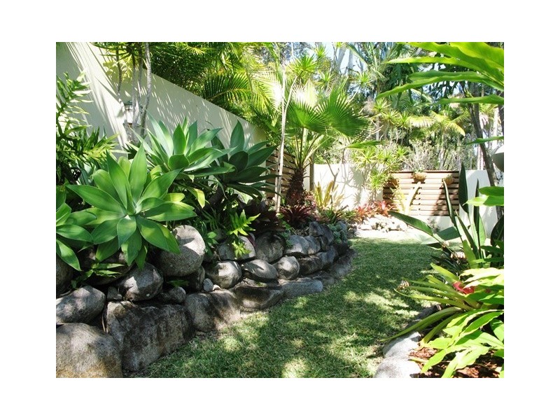 3 Hardy Street, Sunrise Beach QLD 4567