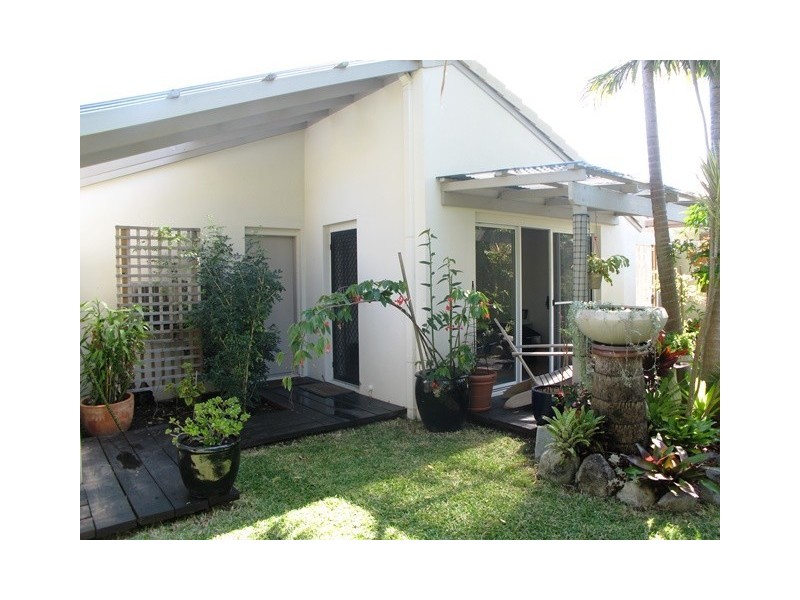 3 Hardy Street, Sunrise Beach QLD 4567
