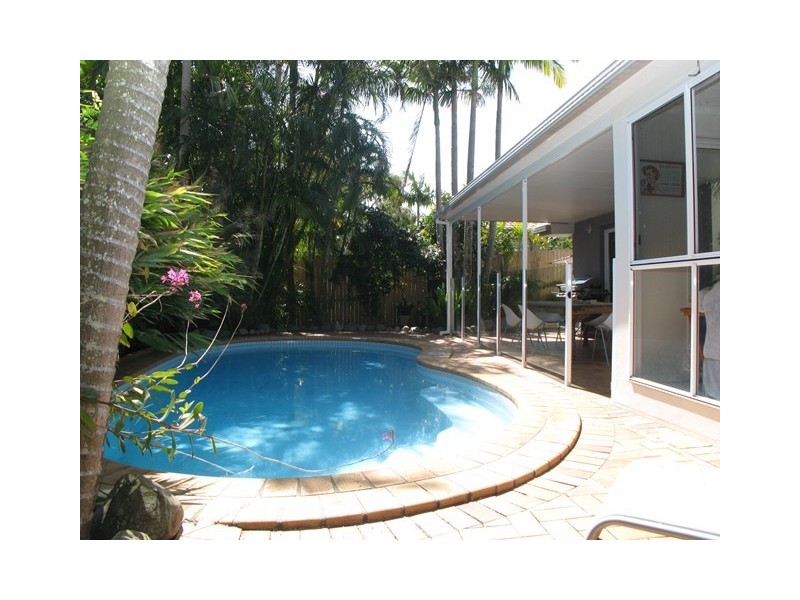 3 Hardy Street, Sunrise Beach QLD 4567